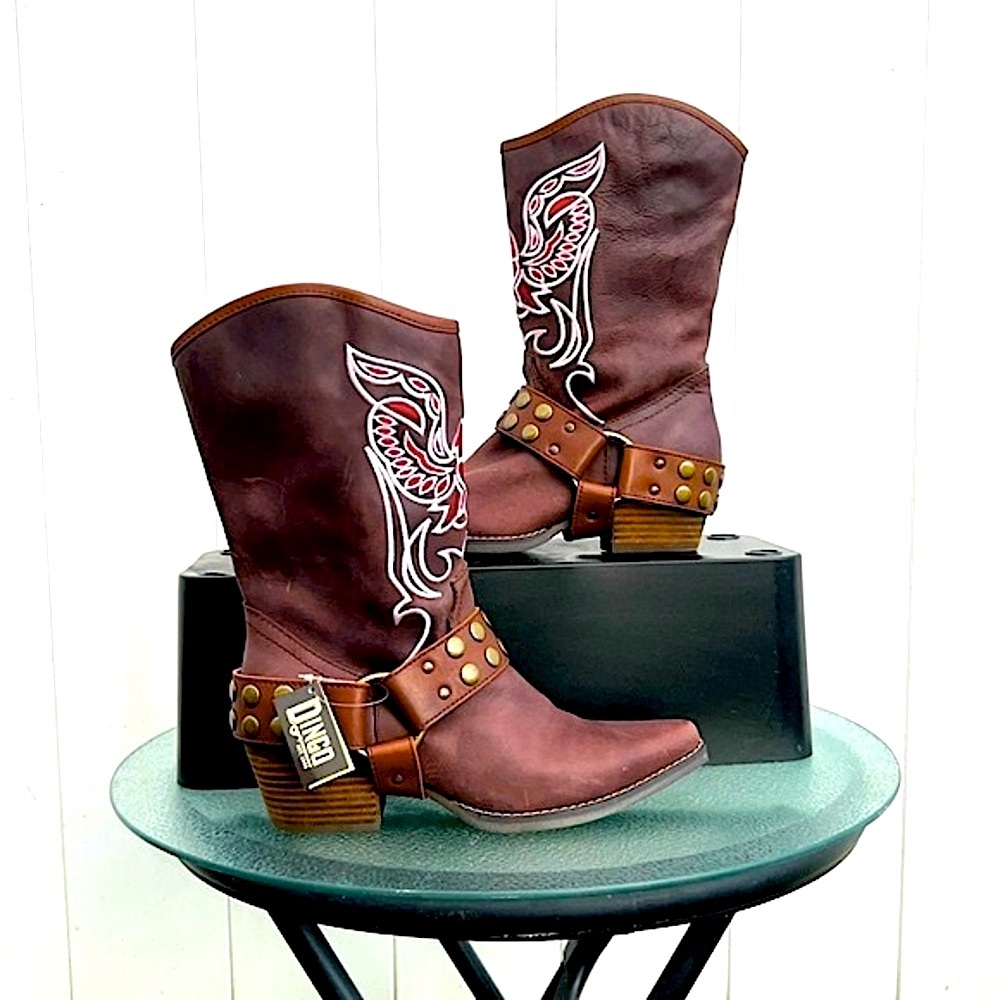 DINGO ‘City Limits’ Brown Harness Boots - Women’s 7